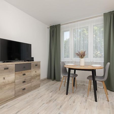 Studio Warsaw Wlochy 1 Sierpnia By Noclegi Renters Bagian luar foto