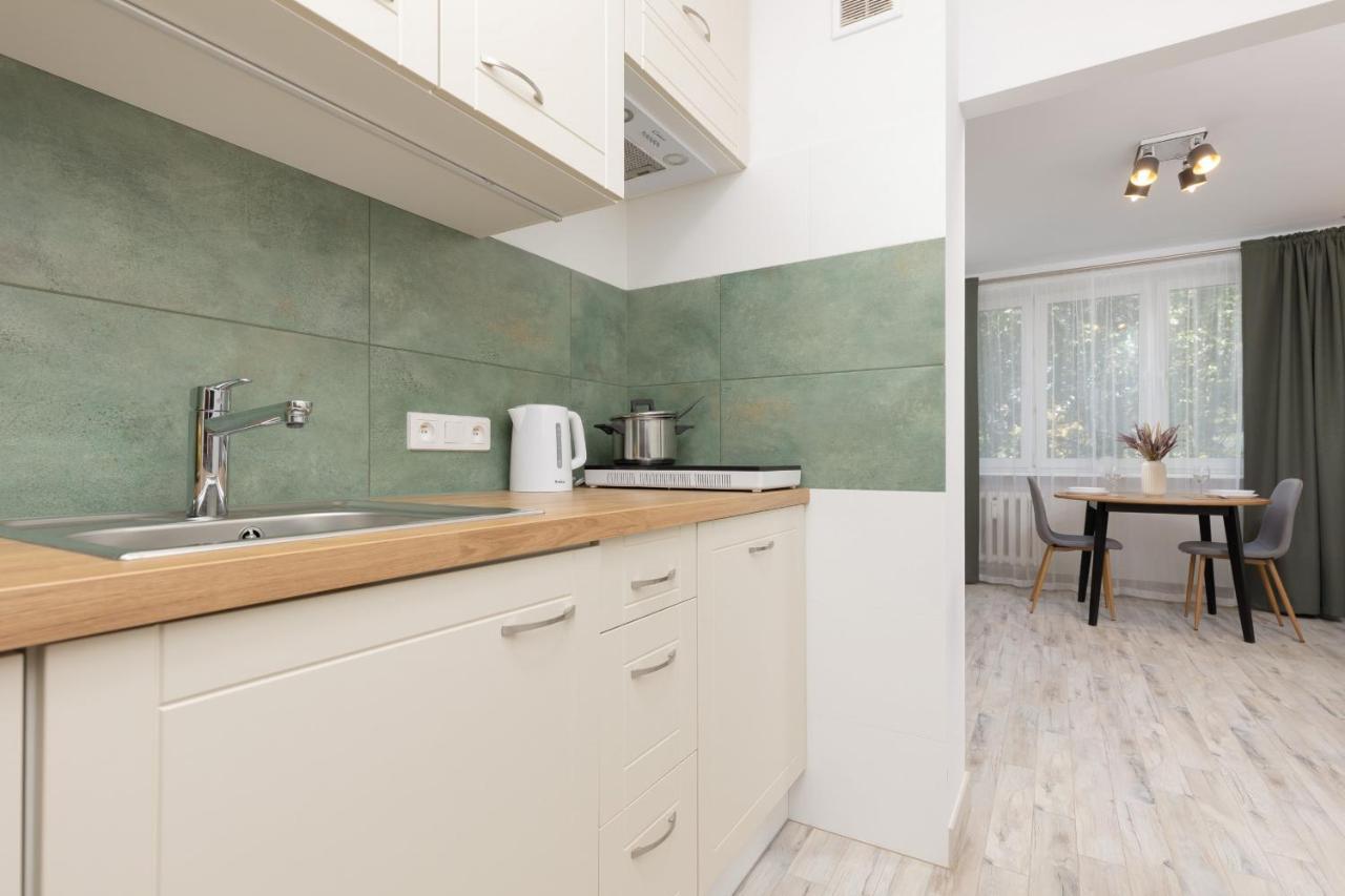 Studio Warsaw Wlochy 1 Sierpnia By Noclegi Renters Bagian luar foto