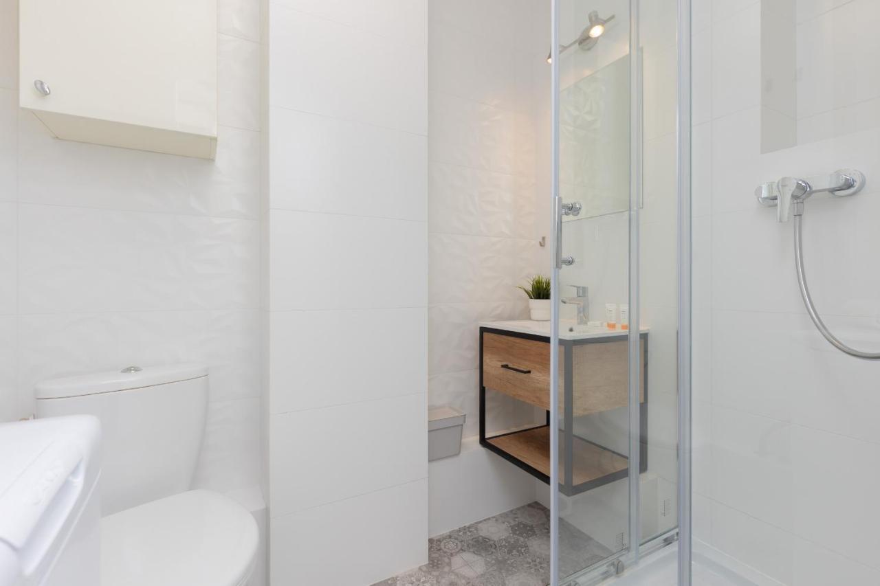 Studio Warsaw Wlochy 1 Sierpnia By Noclegi Renters Bagian luar foto