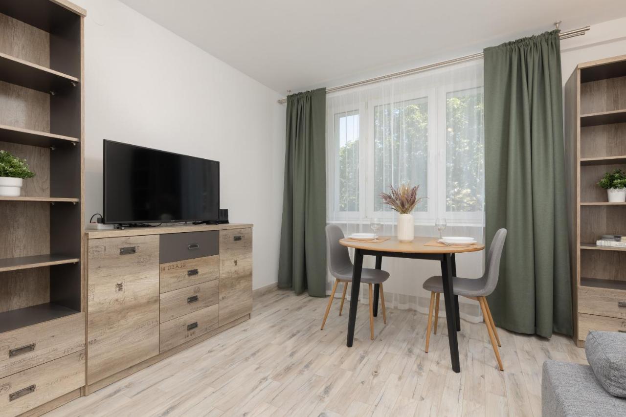 Studio Warsaw Wlochy 1 Sierpnia By Noclegi Renters Bagian luar foto