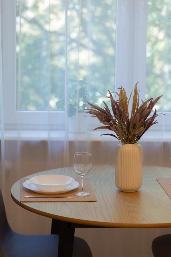 Studio Warsaw Wlochy 1 Sierpnia By Noclegi Renters Bagian luar foto
